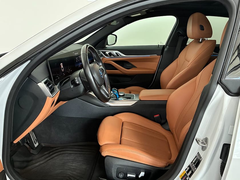 Bild 5 av BMW i4 M50 xDrive Gran Coupé M Sport HiFi Drag Taklucka Comfort Access