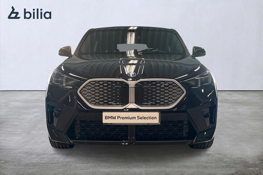 Bild 5 av BMW iX2 xDrive30 xDrive 30 M-sport | Drag | Backkamera | Aktiv farth.