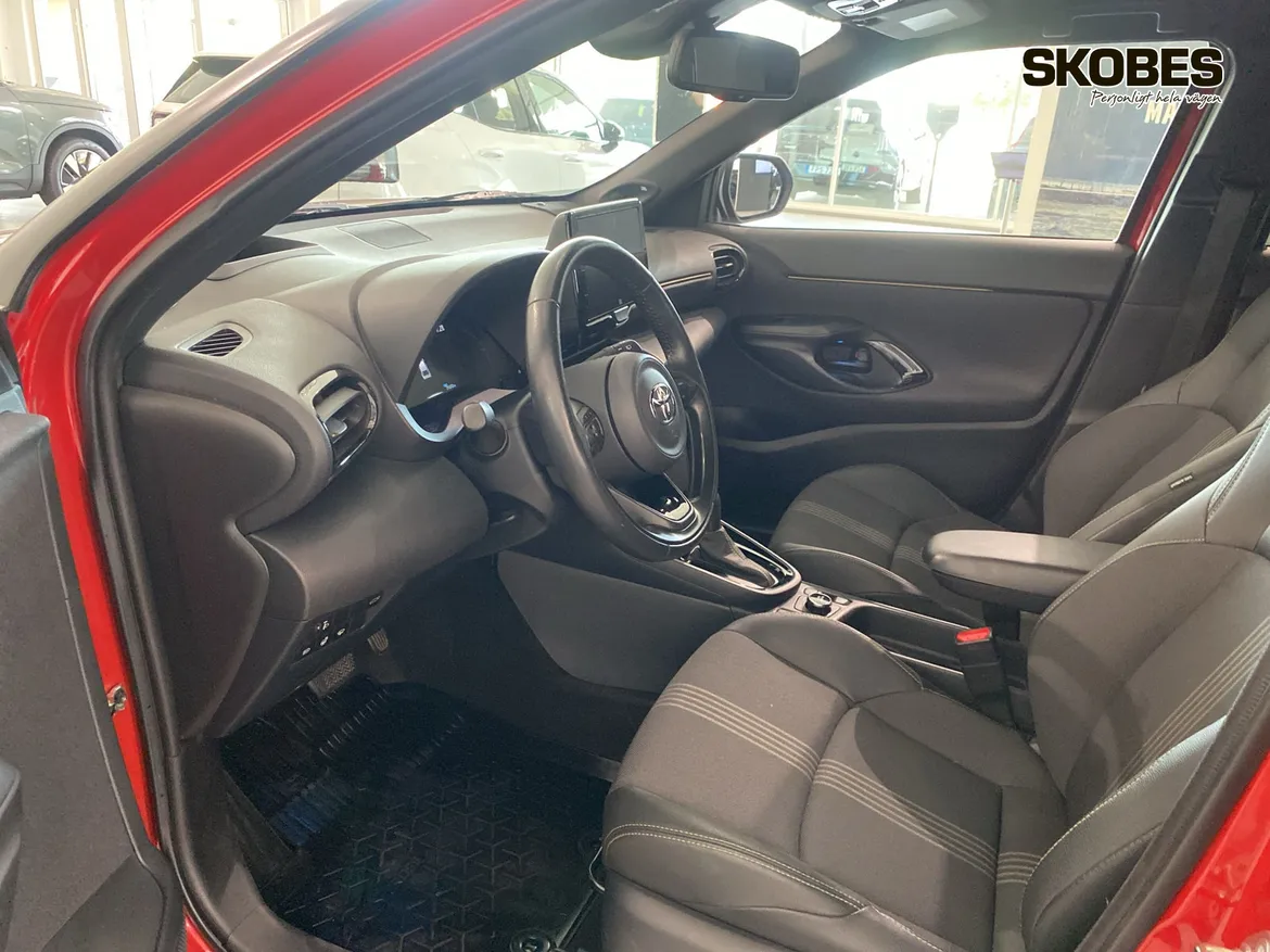 Toyota Yaris Cross Hybrid AWD-i