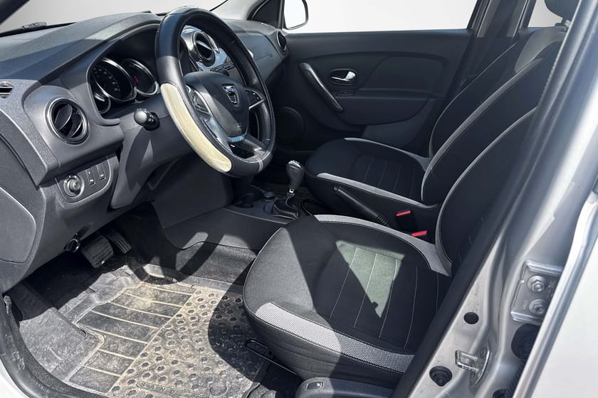 Bild 4 av Dacia Sandero Stepway 0.9  TCe Easy-R DRAG/B-KAMERA/NYSERVAD