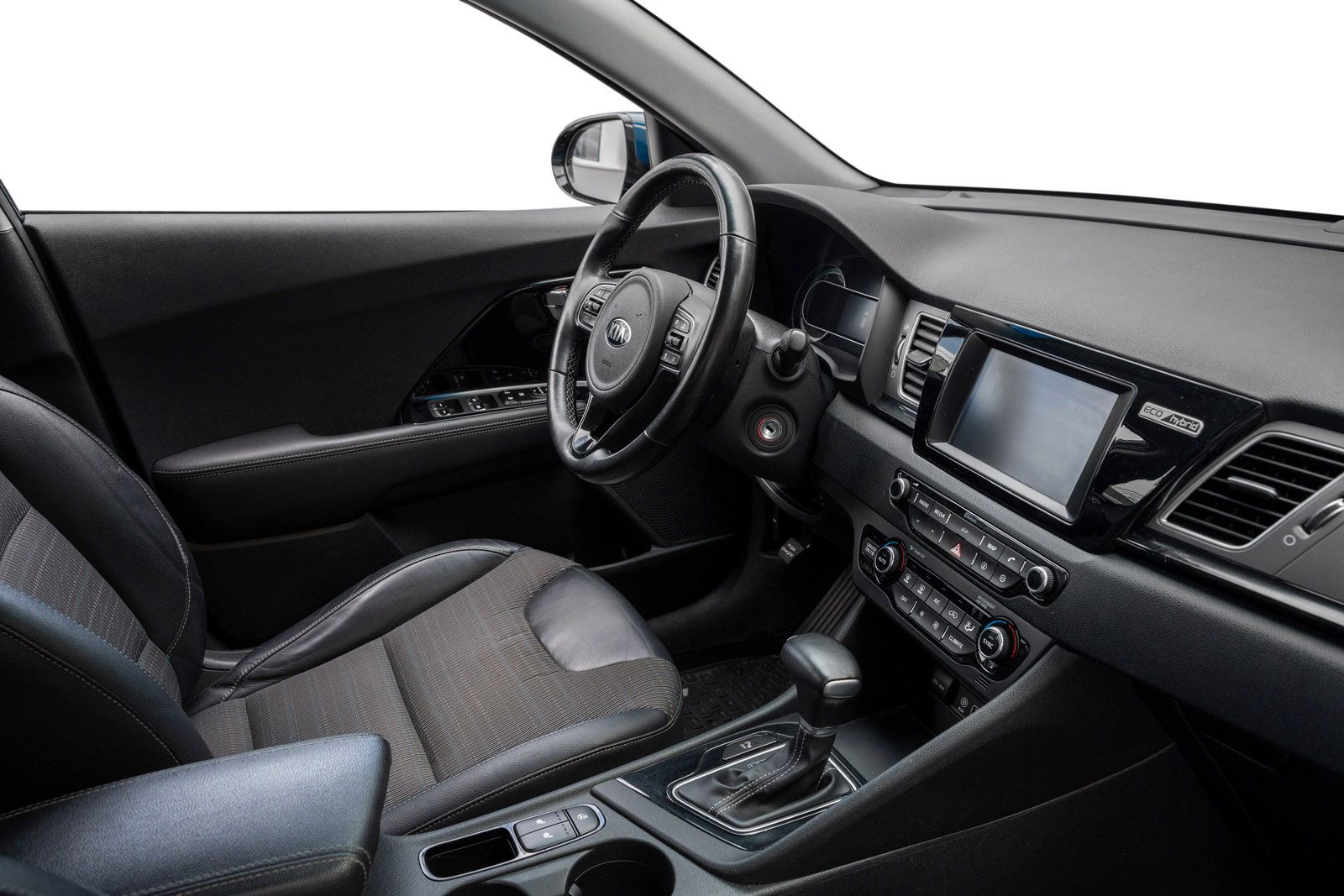 Kia Niro Hybrid DCT, 141hp, 2017