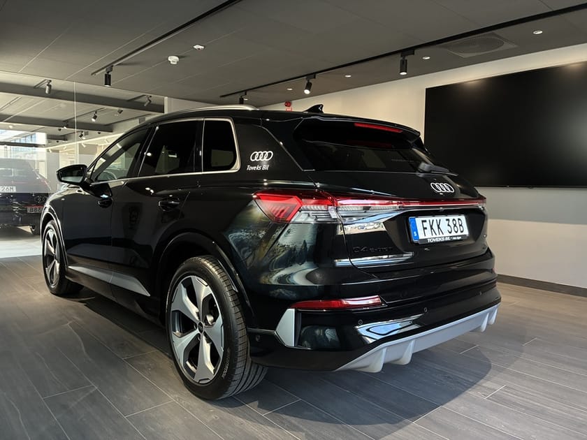 Bild 2 av Audi Q4 e-tron quattro 220 KW DEMOBIL
