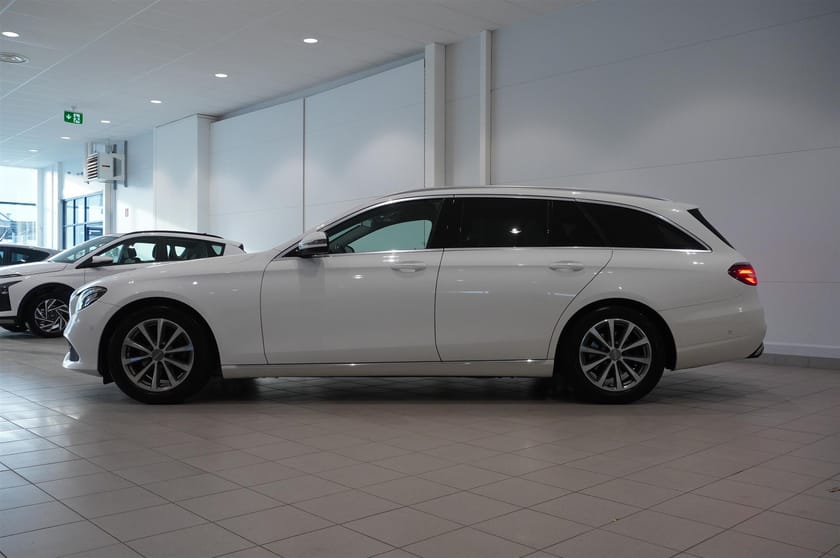 Bild 3 av Mercedes-Benz E 220 T d