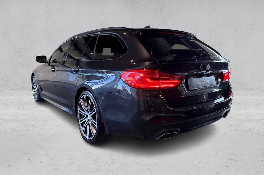 Bilde 3 av BMW 540i xDrive Touring