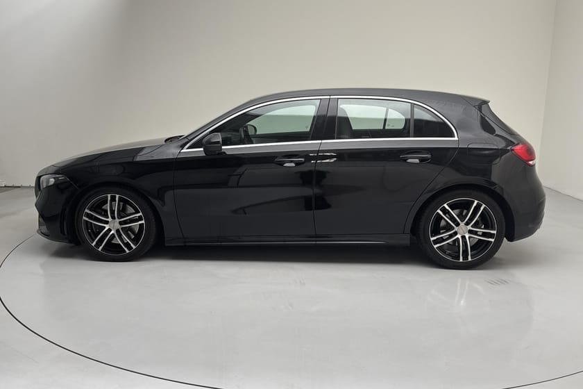 Bild 2 av Mercedes-Benz A 250 5dr W177 (224hk) AMG Line Advantage