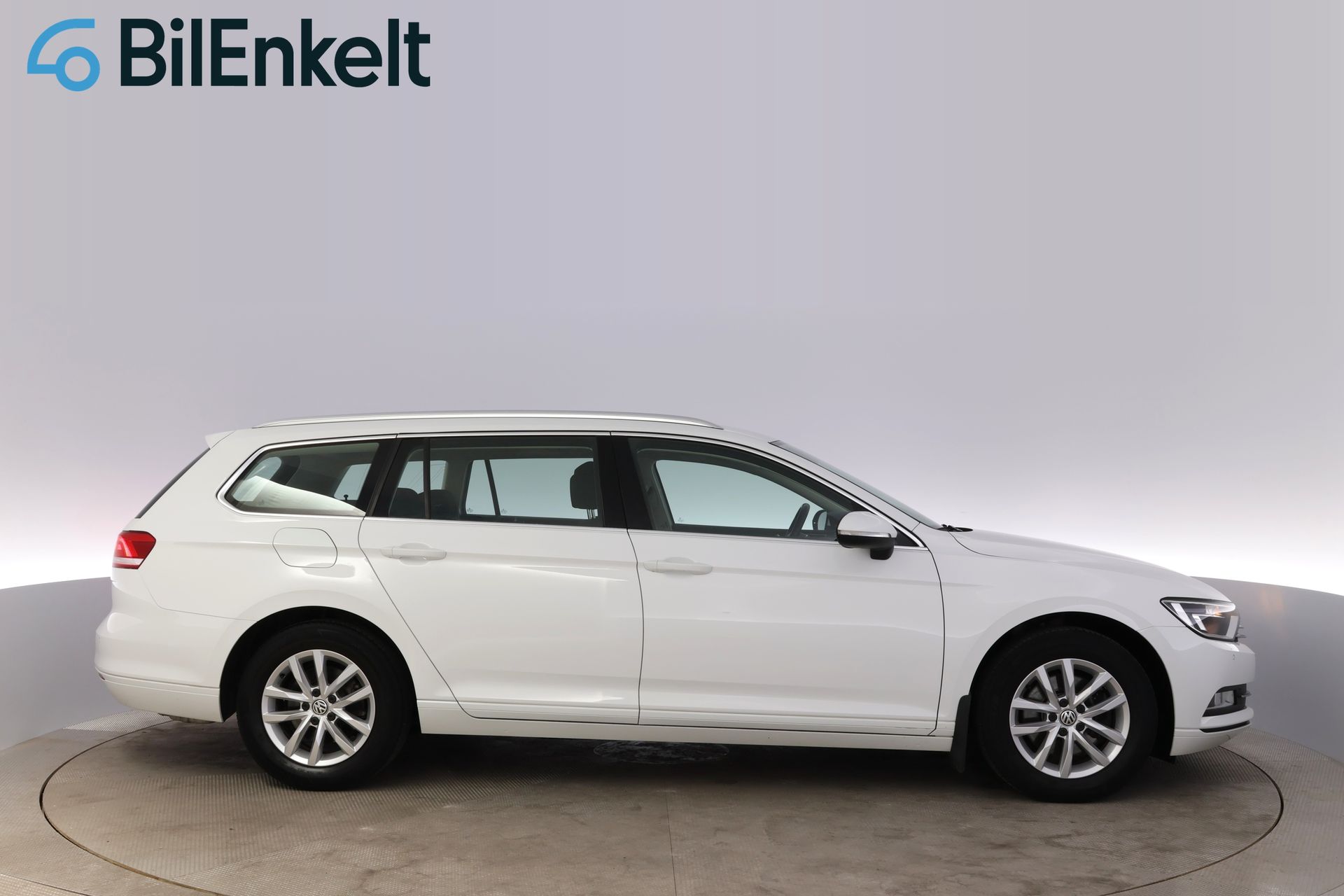 Volkswagen Passat 2018, bild 2/35