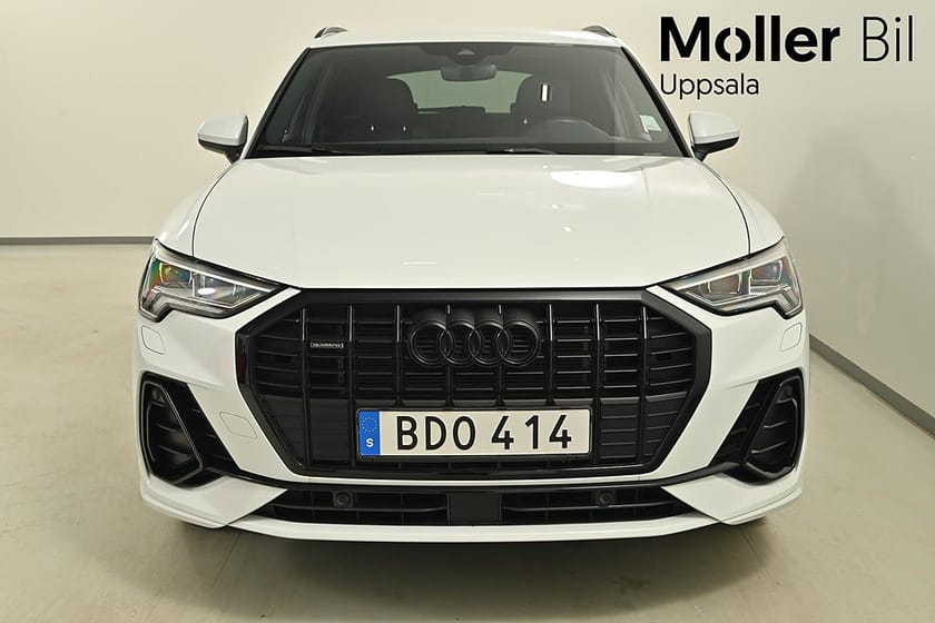 Bild 2 av Audi Q3 40 TDI quattro tdi, Quattro,S-line,Värmare,Kamera,Drag