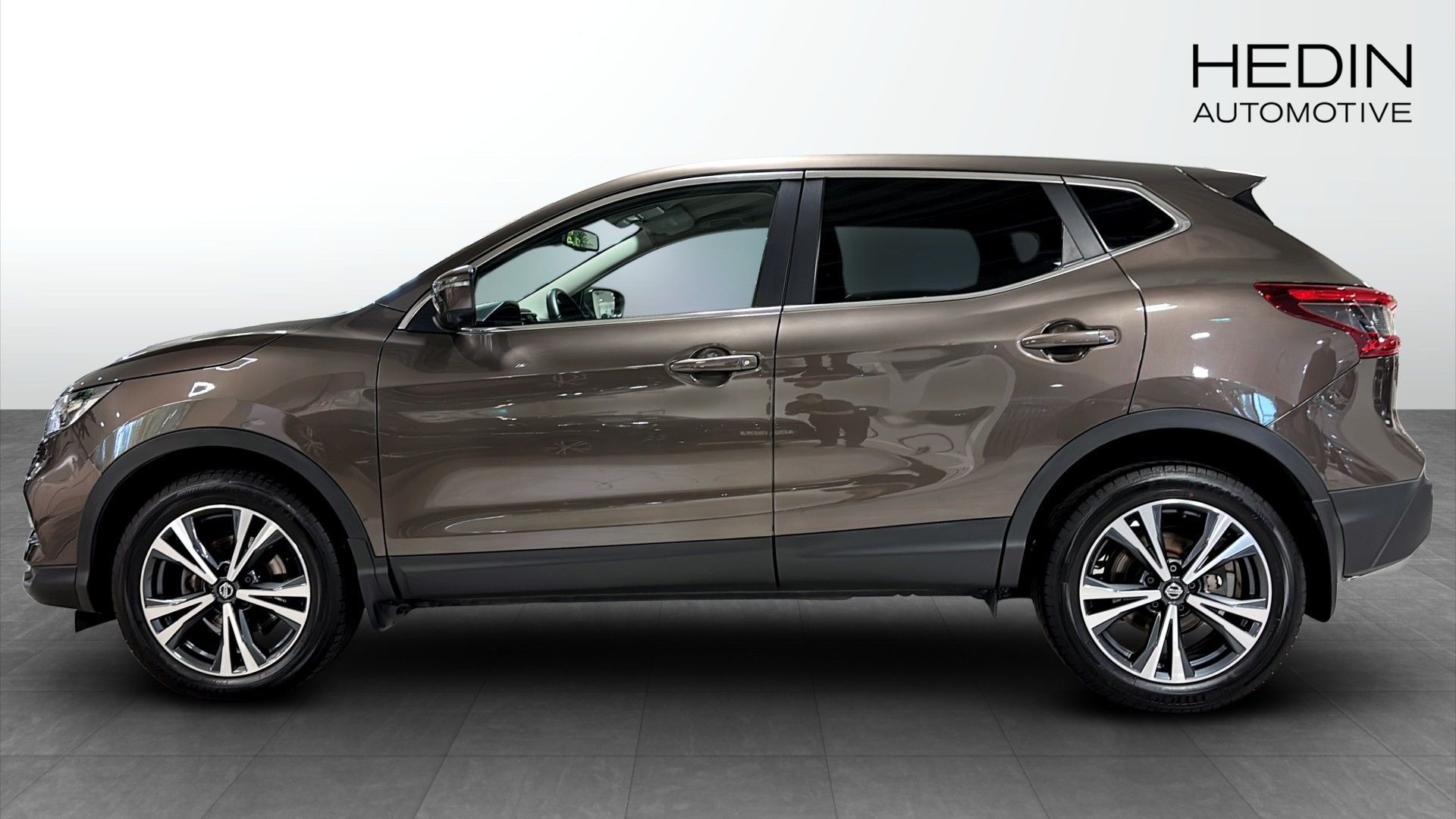 Nissan Qashqai DIG-T 160hk N-CONNECTA 2020, bild 6/9