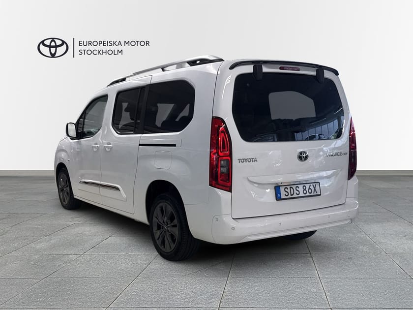 Bild 2 av Toyota ProAce City Verso // V-HJUL