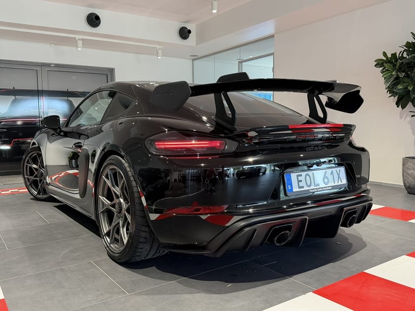 Bild 2 av Porsche 718 Cayman GT4 RS 