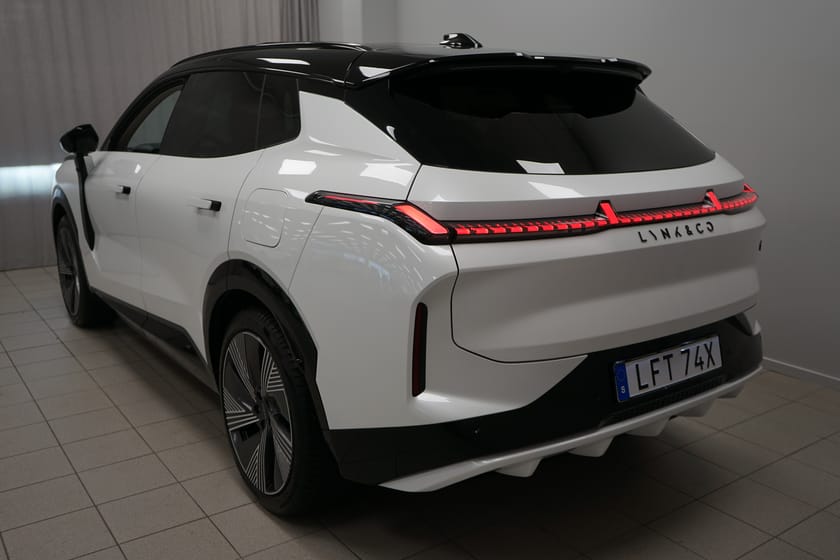 Bild 3 av Lynk & Co 08 PHEV More