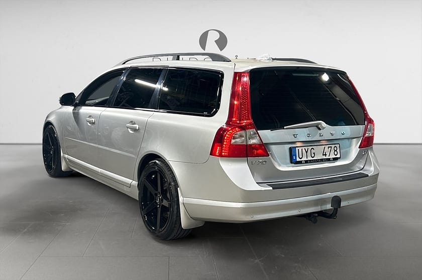 Bild 4 av Volvo V70 D3 163 HK AUT MOMENTUM DRAG 14800MIL KAMREM BYTT 19"