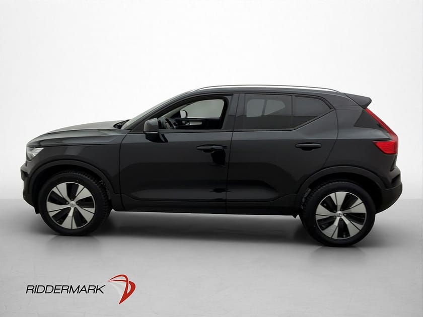 Bild 5 av Volvo XC40 D3 AWD 150hk Momentum Pro Värmare 1-Ägare