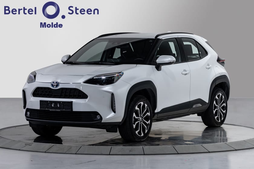 Bilde 1 av Toyota Yaris Cross Hybrid AWD-i AWD/MYE UTSTYR ! !