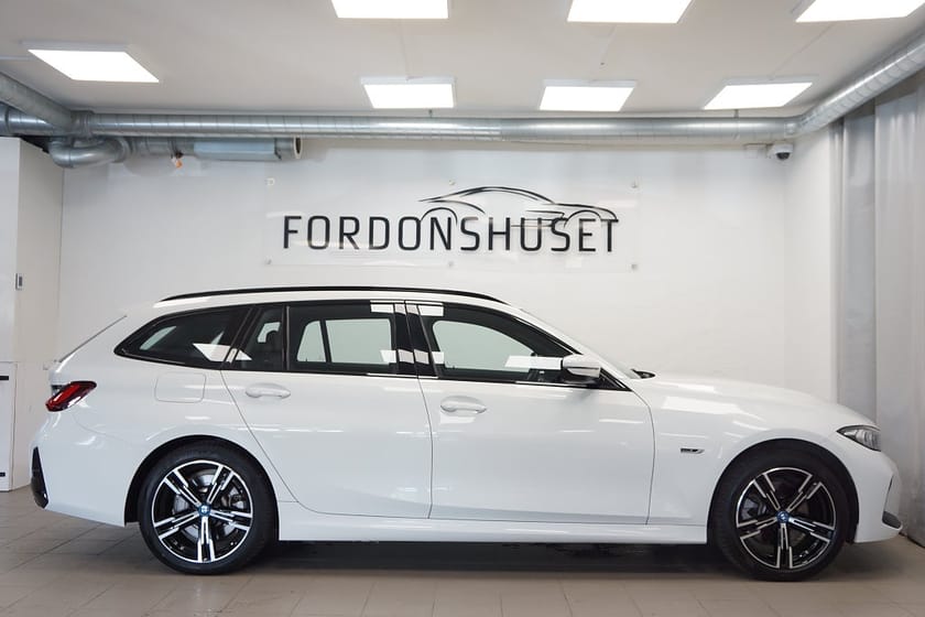 Bild 3 av BMW 330e Touring 292HK STEPTRONIC | M-SPORT | MOMS