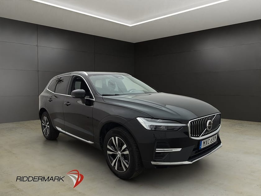 Bild 3 av Volvo XC60 T6 AWD 350hk Core Edt Pano Drag Kamera Värmare