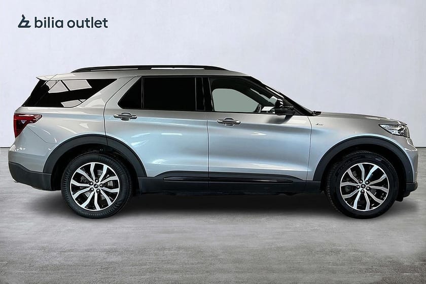 Bild 5 av Ford Explorer Plug-In Hybrid ST-Line 7-sits Pano Drag Navi 360° B&O