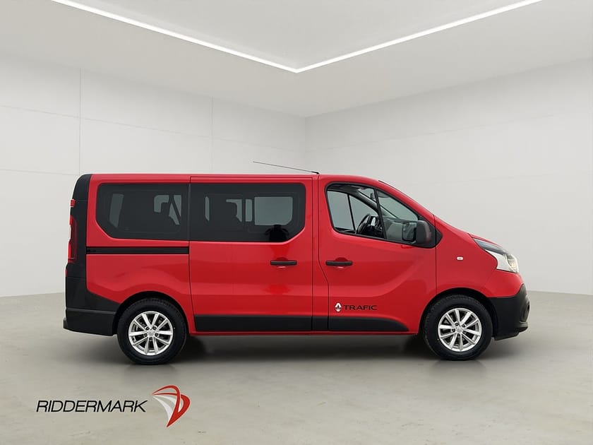Bild 2 av Renault Trafic Kombi 1.6dCi Värmare Dragkrok PDC 9-Sits