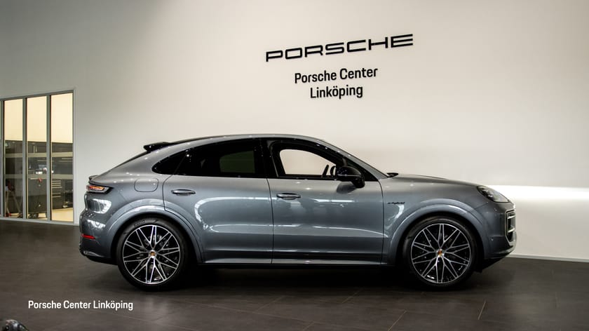Bild 3 av Porsche Cayenne E-Hybrid Coupé Black Edition