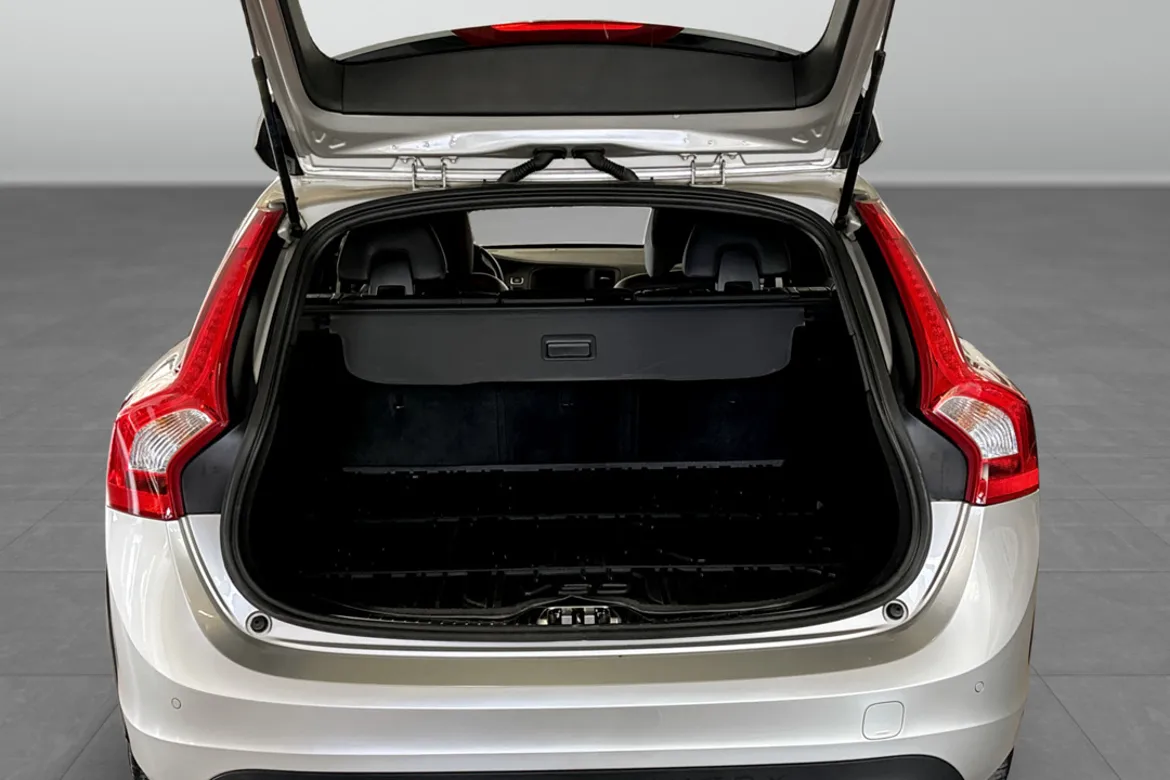 Volvo V60 Cross Country D4