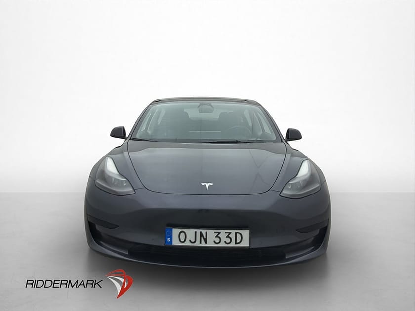 Bild 3 av Tesla Model 3 Standard Range Autopilot Svensksåld