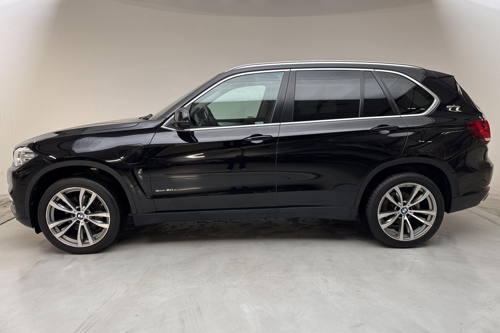 BMW X5 40e 2018, bild 2/10