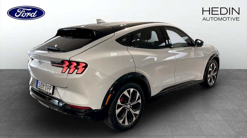 Bild 2 av Ford Mustang Mach-E Standard Range AWD 269HK | Teknikpaket |40 mil|