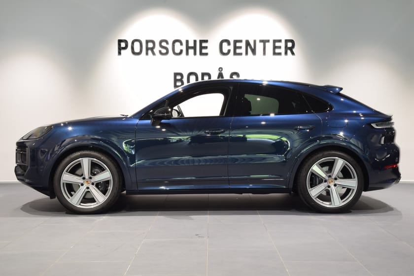 Bild 2 av Porsche Cayenne E-Hybrid Coupé Black Edition / 1.99% RÄNTA