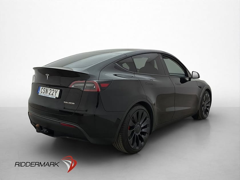 Bild 5 av Tesla Model Y Performance Dragkrok Autopilot MOMS Svensksåld