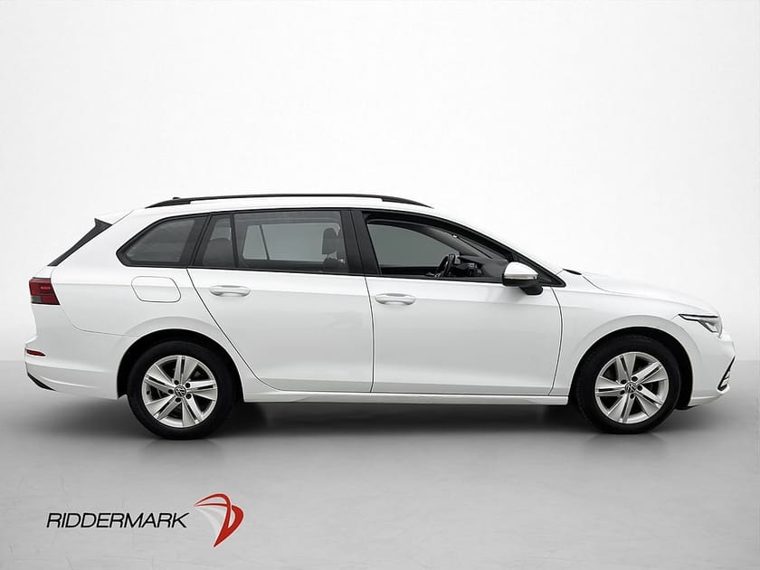 Bild 3 av Volkswagen Golf Sportscombi 1.5 eTSI 150hk IQ Rattvärme CarPlay 1 Ägare