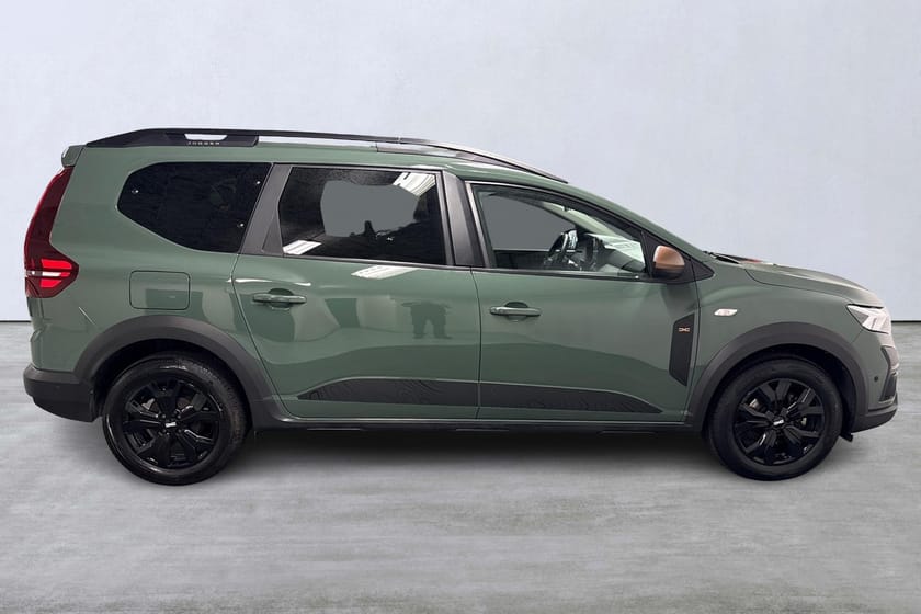 Bild 3 av Dacia Jogger 7-sätes HYBRID 140