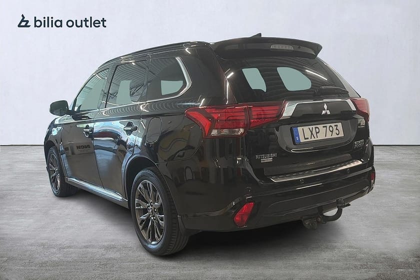 Bild 3 av Mitsubishi Outlander PHEV CVT Edition 100 Panorama 360°Kamera Dragkrok