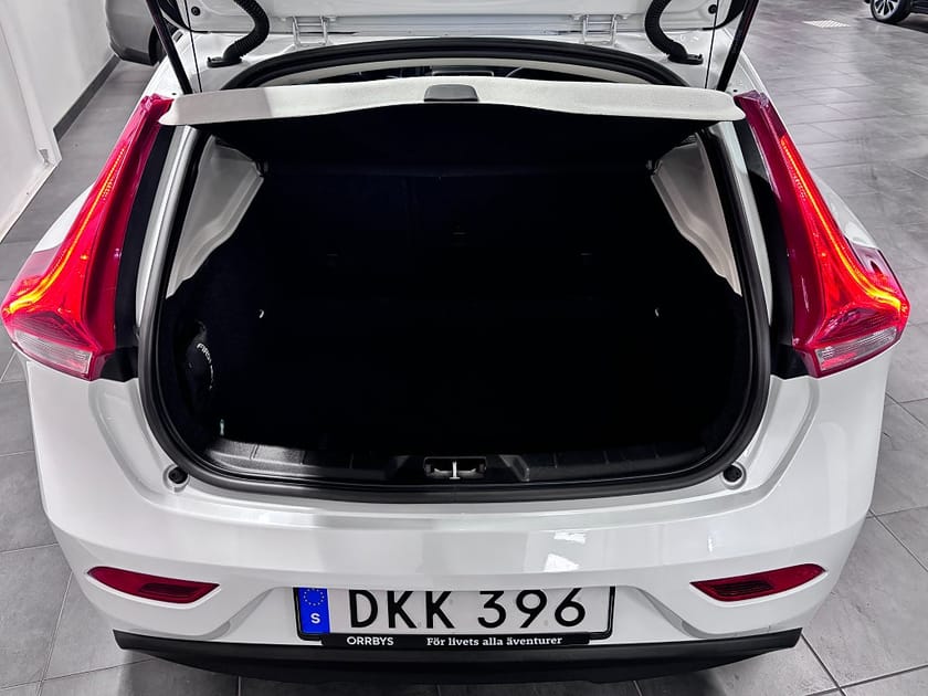 Bild 5 av Volvo V40 D2 Geartronic Momentum 120Hk P-Värmare Kamrem Bytt
