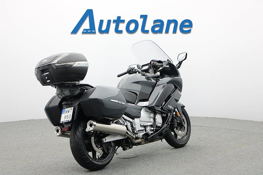 Bild 5 av Yamaha FJR1300AS *Farthållare, Väskor, Nya Däck