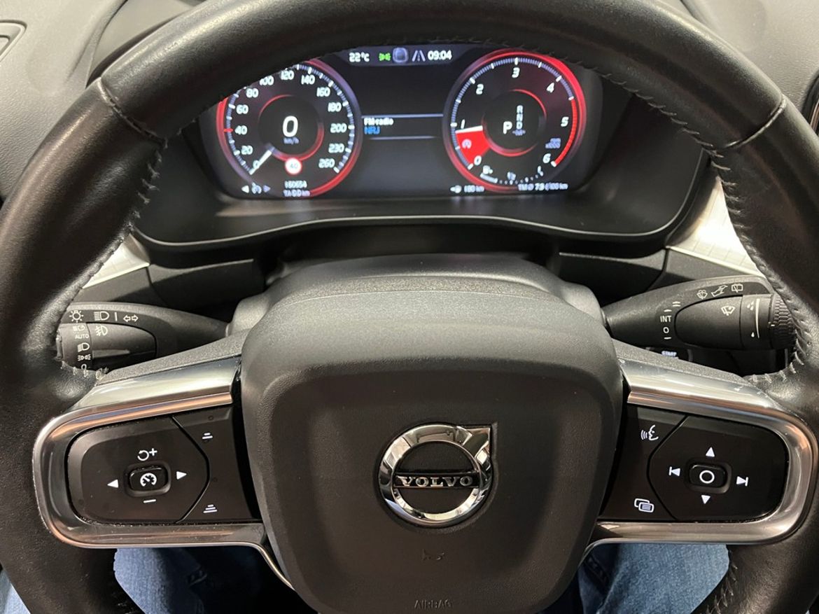 Volvo XC40 2020 - miniatyr 6