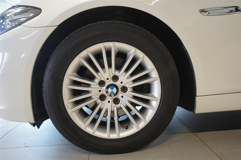 Bild 4 av BMW 520d xDrive Sedan Drag HiFi Automat Läder