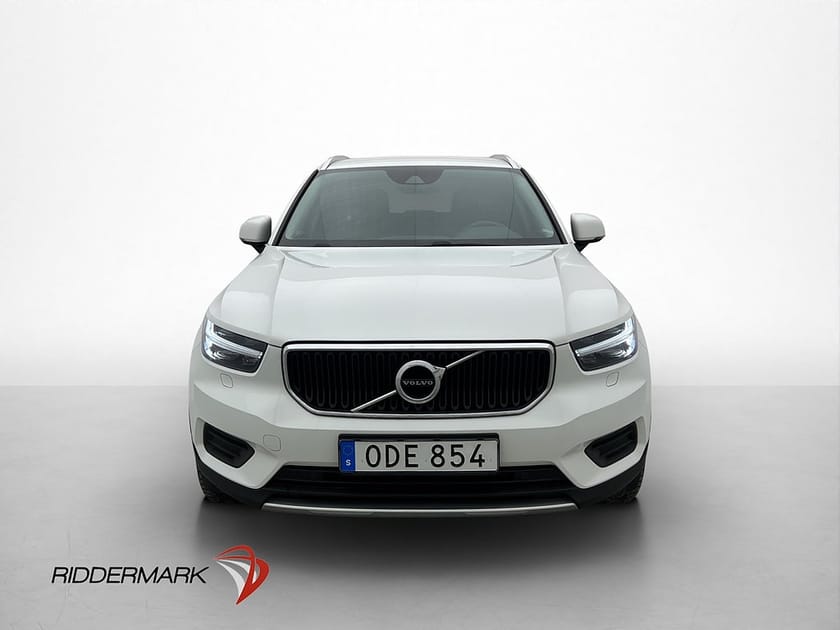 Bild 2 av Volvo XC40 D4 AWD Momentum D-Värmare VOC Navi B-Kamera Drag
