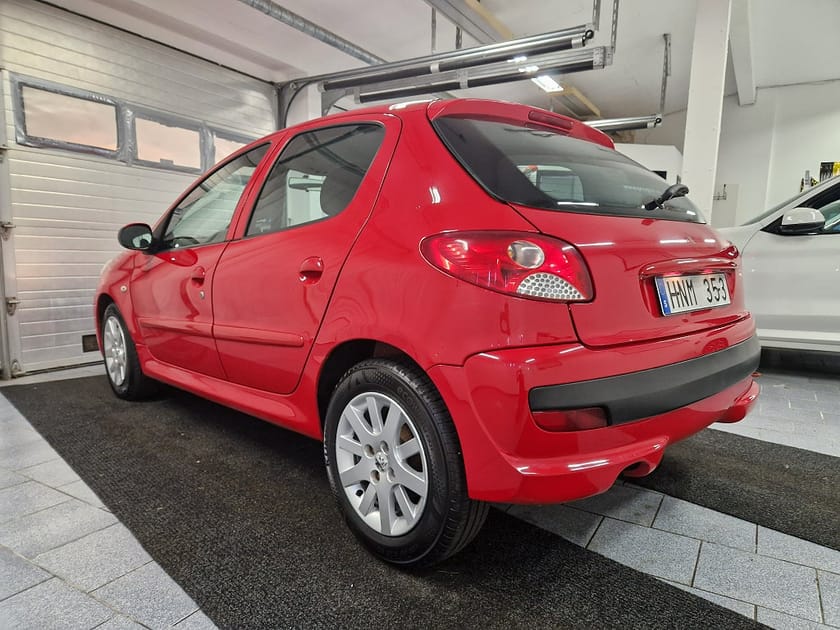 Bild 4 av Peugeot 206+ 5-dörrars 1.4 Euro 5 Nybesiktigad
