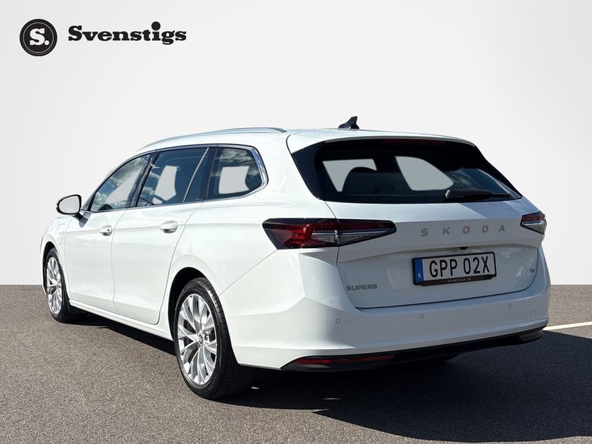 Bild 3 av Škoda Superb iV Kombi Selection 204 HK Plug-In Hybrid