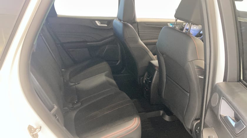 Bild 4 av Ford Kuga Plug-In Hybrid ST-LINE X 2.5 PHEV FWD 243HK