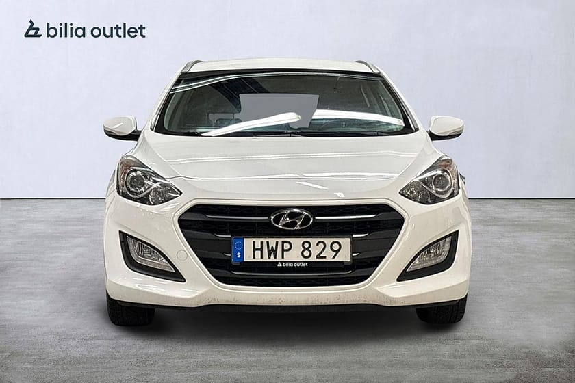 Bild 3 av Hyundai i30 Kombi 1.6 GDI Comfort 135hk Drag Rattvärm P-sensor