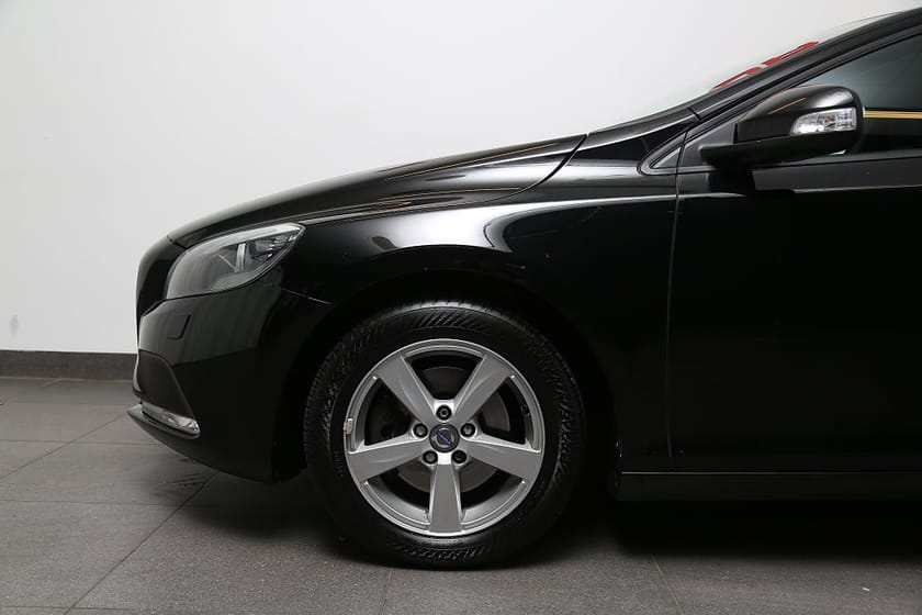 Bild 5 av Volvo V40 T2 120hk Kinetic 1ägare Värmare
