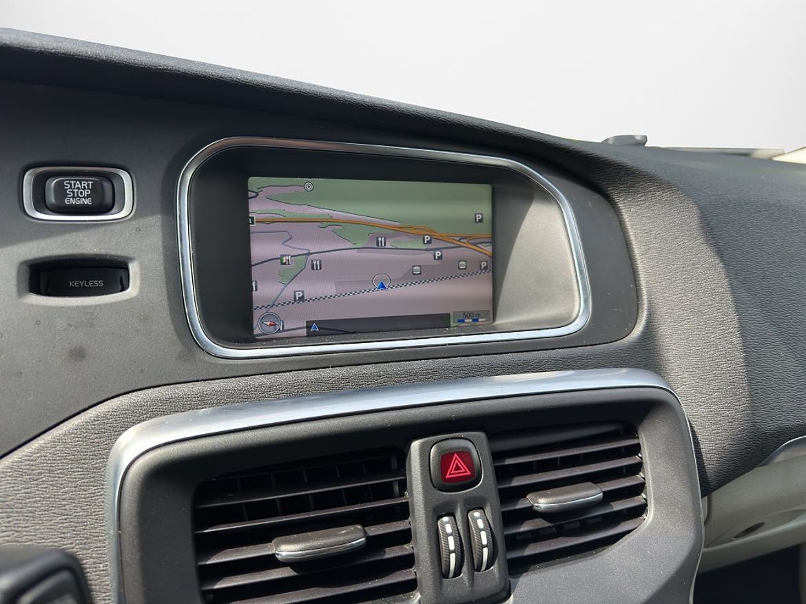 Volvo V40, bild 16 av 17