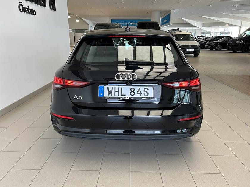 Bild 5 av Audi A3 Sportback 35 TFSI 150hk PROLINE / Backkamera