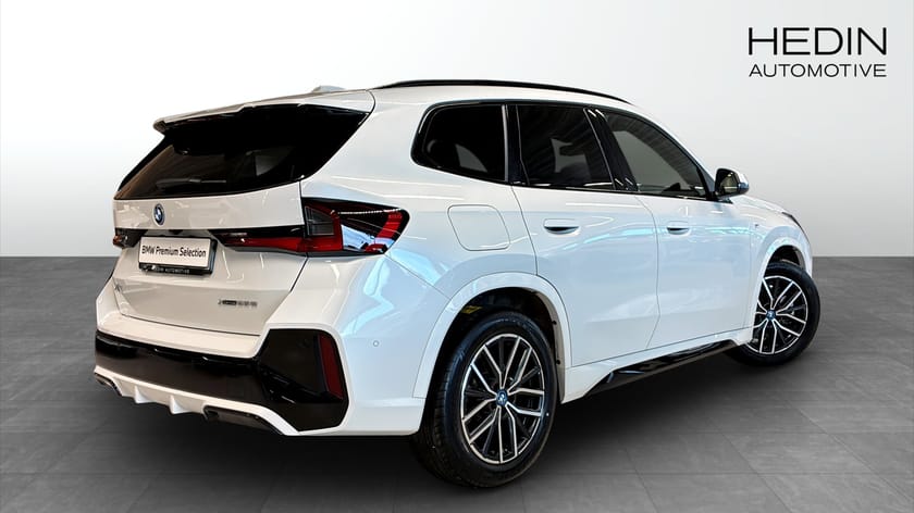 Bild 2 av BMW X1 xDrive25e M sport Drag Navi Kamera Elstolar