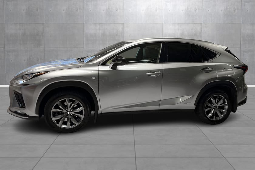 Bilde 2 av Lexus NX 300h AWD