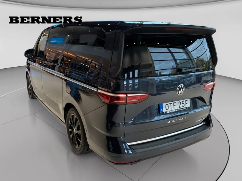 Bild 3 av Volkswagen Multivan eHybrid 4M