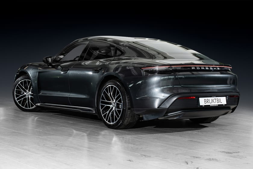 Bilde 2 av Porsche Taycan PASM|PDLS|Pass.Disp|Sp.Chrono|SportDesign|Heatpump