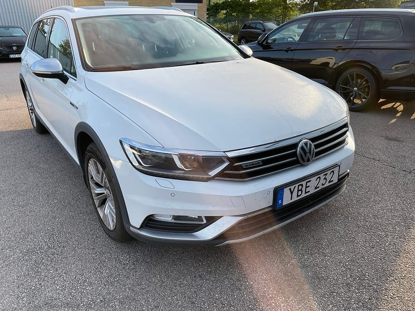 Bild 2 av Volkswagen Passat Alltrack 4MOTION TDI 190HK 4x4 Panorama