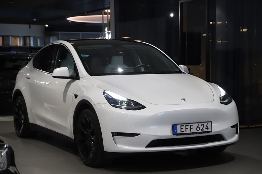 Bild 1 av Tesla Model Y Long Range AWD / 20" / Vinterhjul